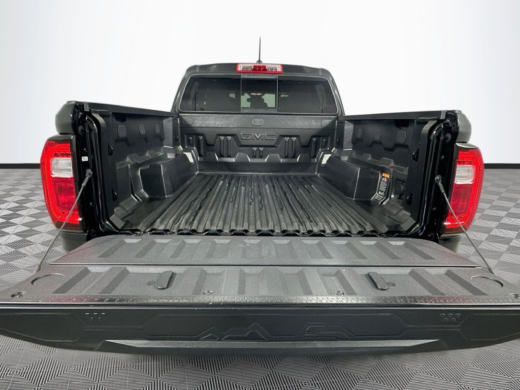 Used 2026 GMC Canyon AT4 w/ AT4 Premium Package AWD/4WD image 29