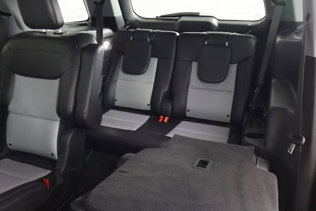 Certified 2022 Ford Explorer XLT w/ Equipment Group 202A image 35