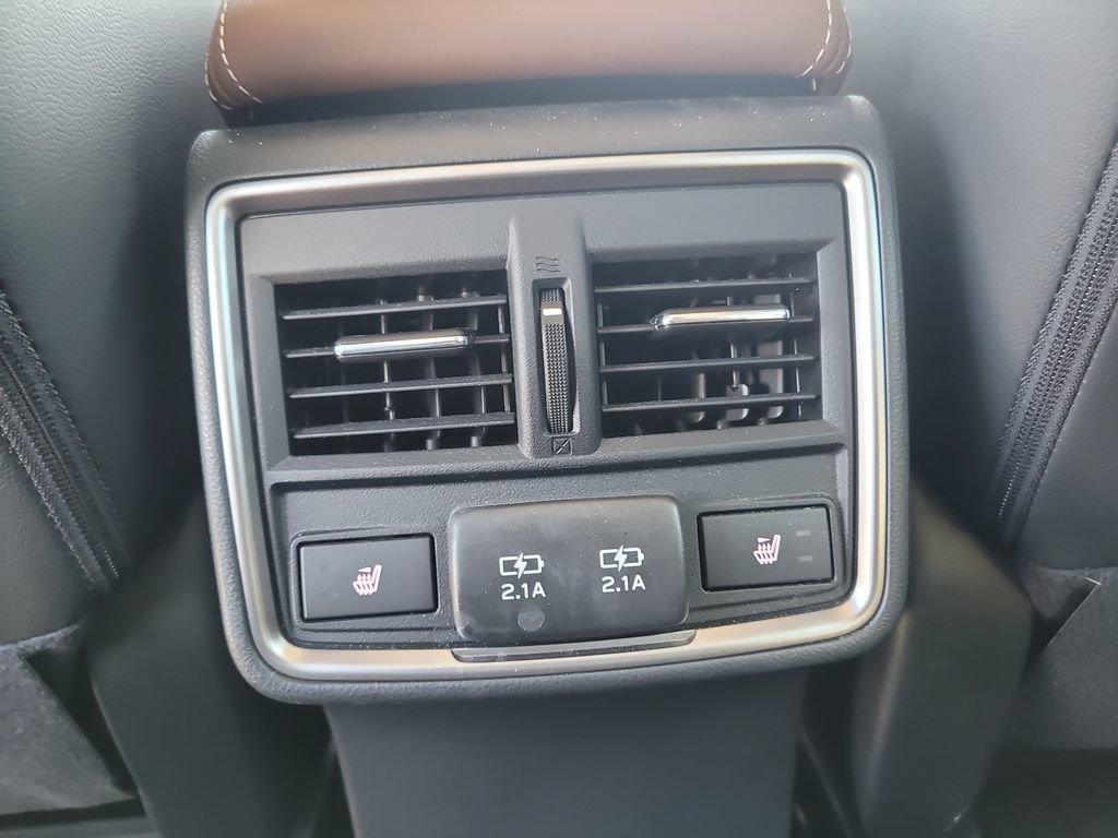Used 2024 Subaru Forester Touring AWD/4WD image 14