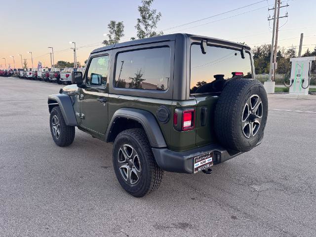 Used 2021 Jeep Wrangler Sport AWD/4WD image 7