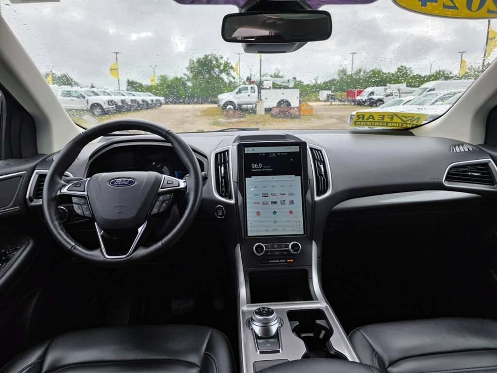 Certified 2024 Ford Edge SEL AWD/4WD image 15