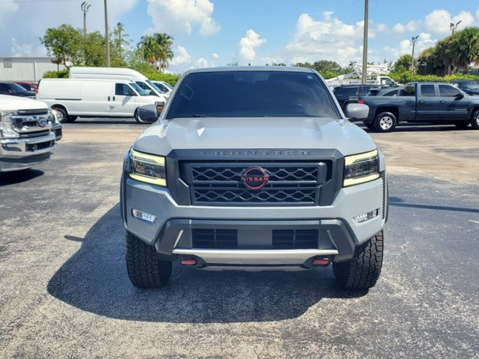 Used 2024 Nissan Frontier PRO-4X w/ Off-Road Protection Package AWD/4WD video 2