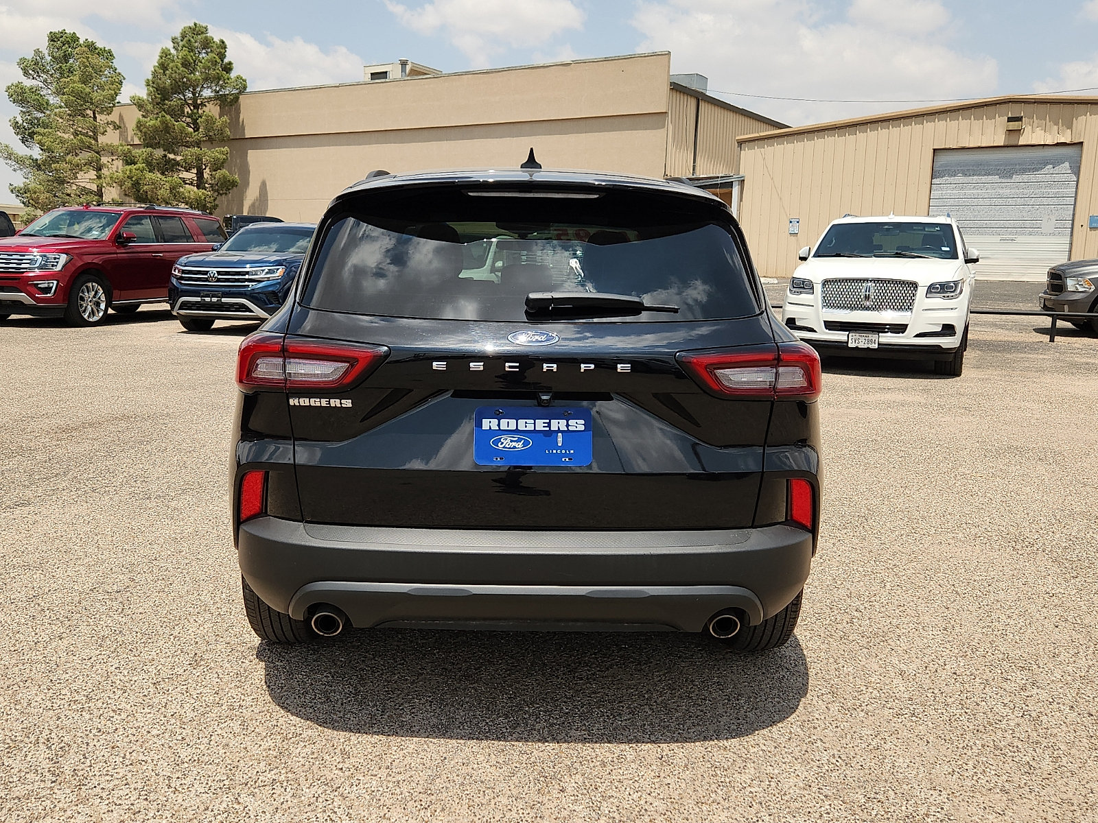 Certified 2025 Ford Escape ST-Line FWD image 6