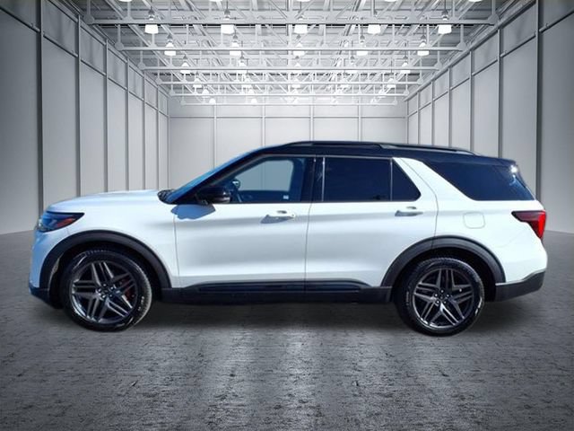 Certified 2025 Ford Explorer ST AWD/4WD image 13