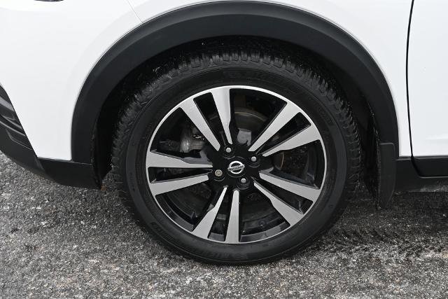 Used 2018 Nissan Kicks SV image 13