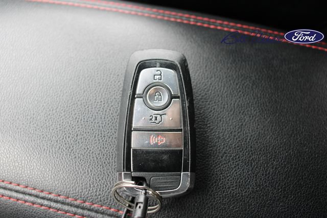 Certified 2025 Ford Escape ST-Line FWD image 25