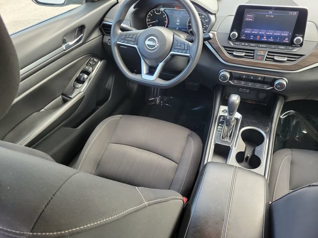 Used 2023 Nissan Altima 2.5 SV FWD image 15