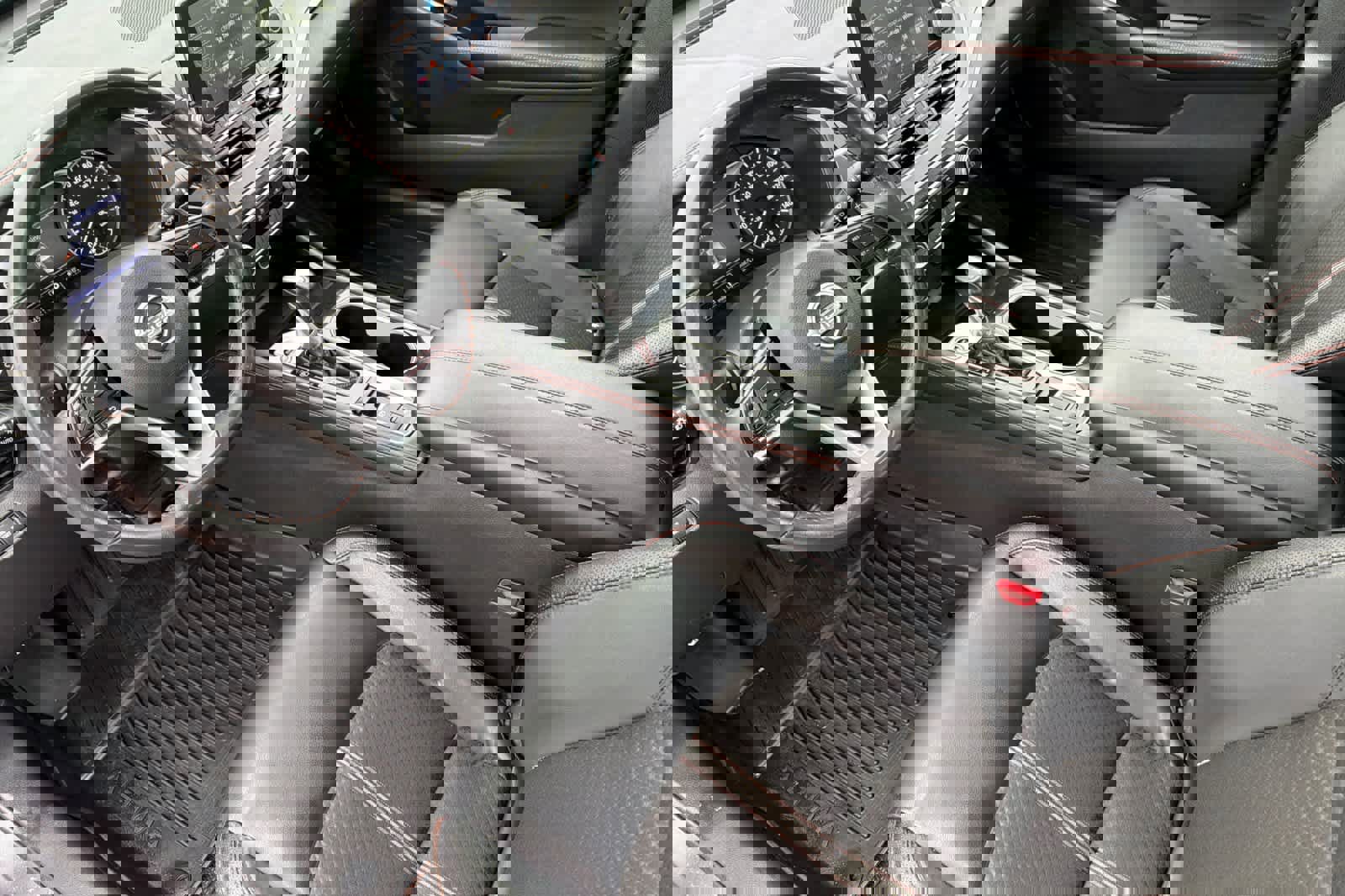 Used 2024 Nissan Altima 2.5 SR image 11