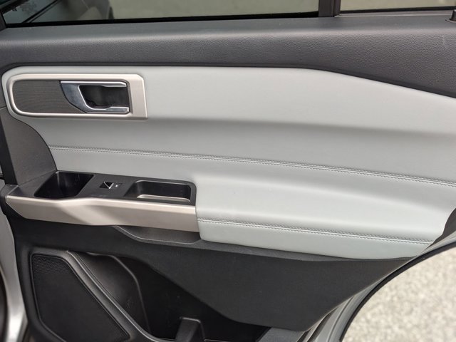 Certified 2022 Ford Explorer XLT w/ Equipment Group 202A image 36