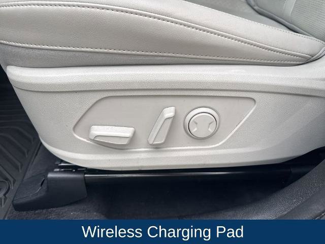 Used 2024 Kia Sorento S w/ Panoramic Sunroof Package image 12