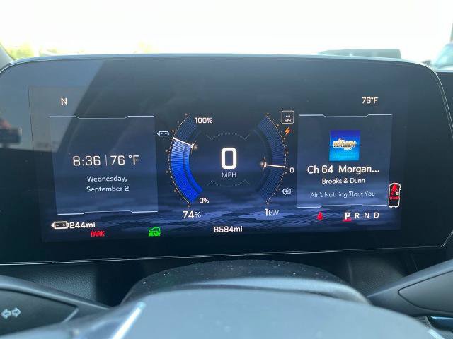 Used 2024 Chevrolet Equinox EV LT FWD image 23