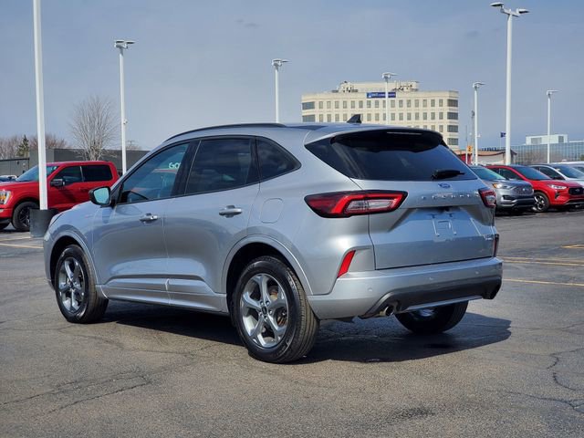 Certified 2023 Ford Escape ST-Line w/ Tech Pack #1 image 3
