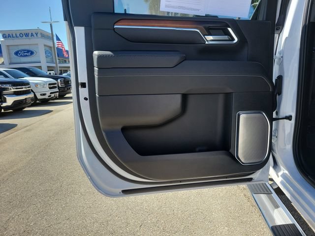 Used 2025 GMC Sierra 2500 Denali AWD/4WD image 19