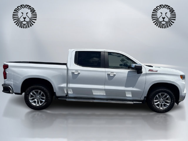 Used 2023 Chevrolet Silverado 1500 LT AWD/4WD image 5