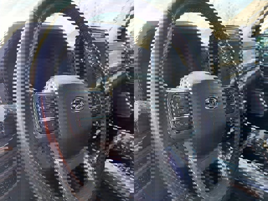 Certified 2023 Ford F150 Lariat w/ Equipment Group 502A High image 15