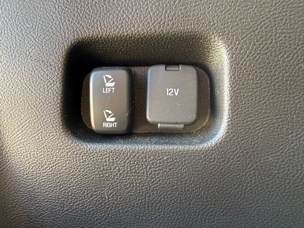 Certified 2024 Ford Edge SEL w/ Convenience Package image 11