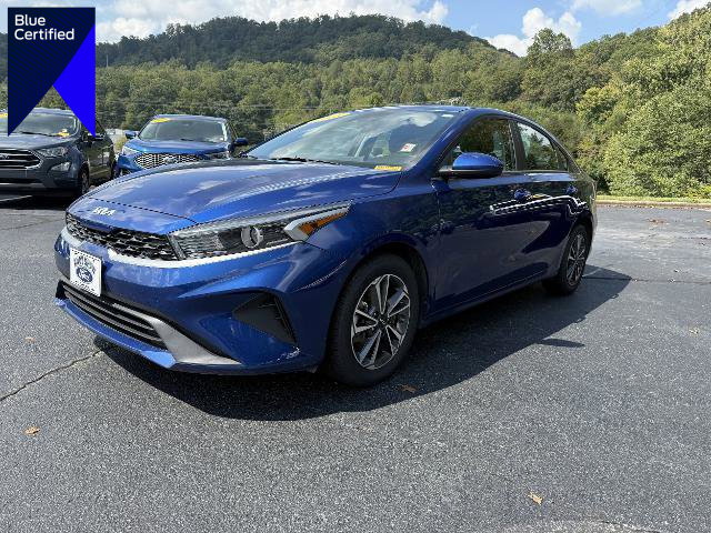 Used 2023 Kia Forte LXS image 1