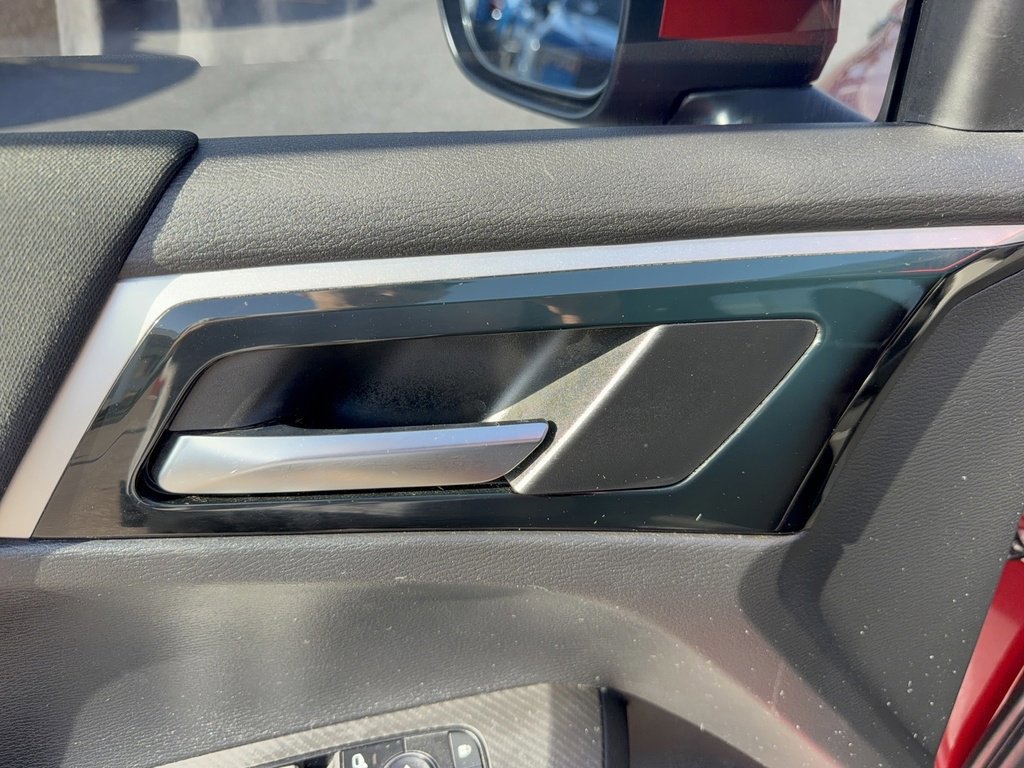 Used 2022 Mitsubishi Outlander ES image 8