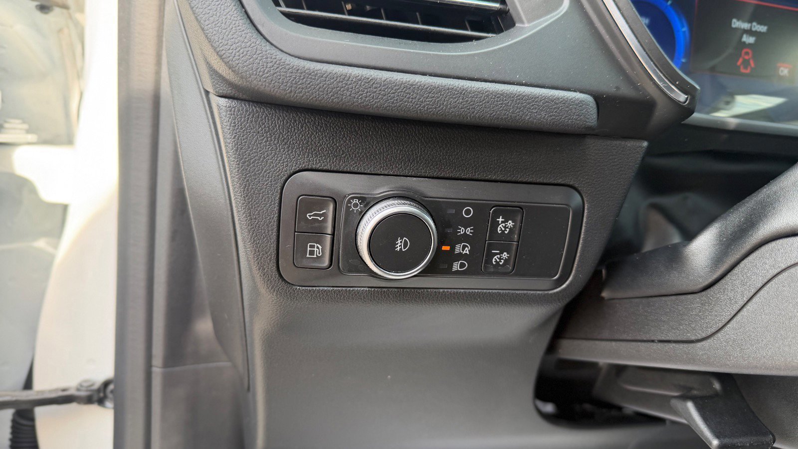 Certified 2020 Ford Escape Titanium w/ Titanium Premium Package 2.0 FWD image 26