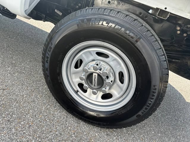 Certified 2023 Ford F250 XL w/ XL Chrome Package AWD/4WD image 23