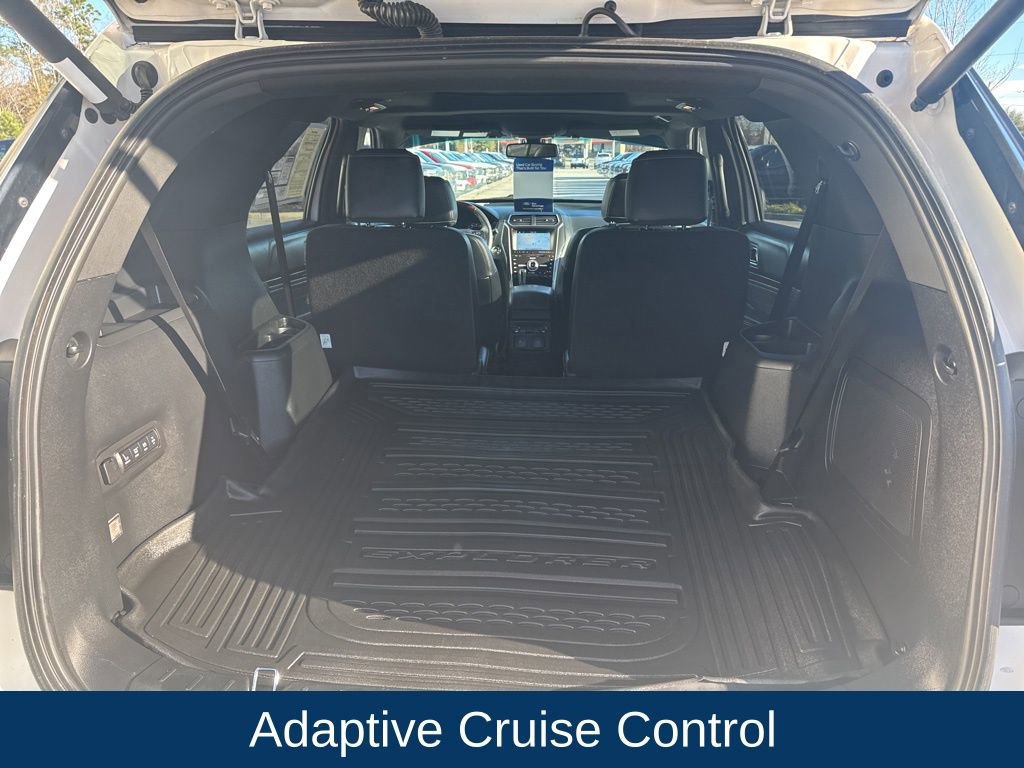 Certified 2017 Ford Explorer Platinum image 9