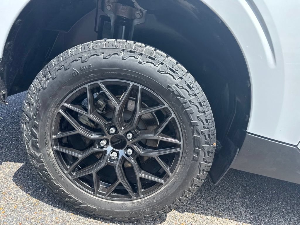 Certified 2024 Ford Maverick XL FWD image 9
