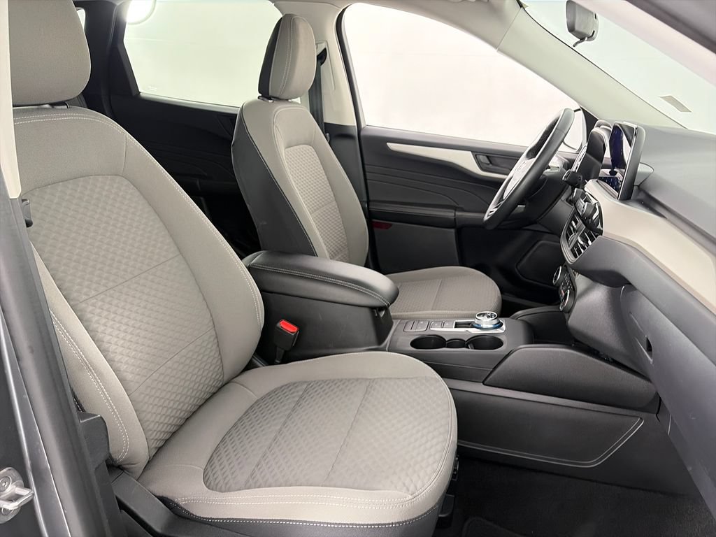 Certified 2022 Ford Escape SE w/ SE Sport Appearance Package AWD/4WD image 31