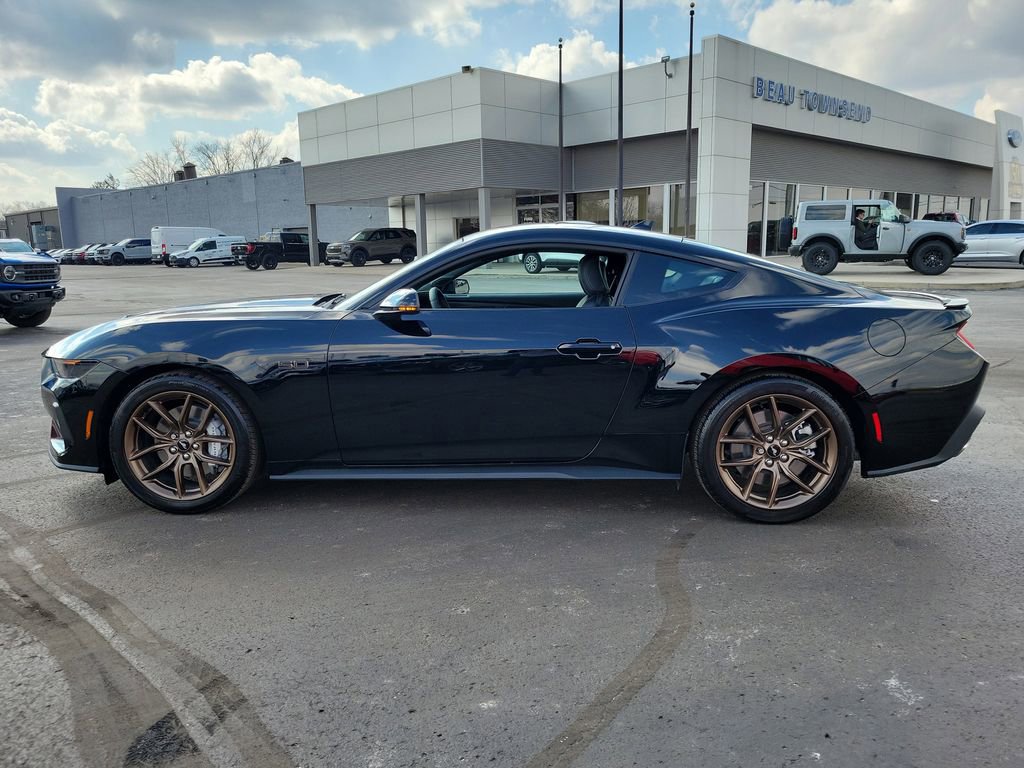 Certified 2025 Ford Mustang GT Premium image 2