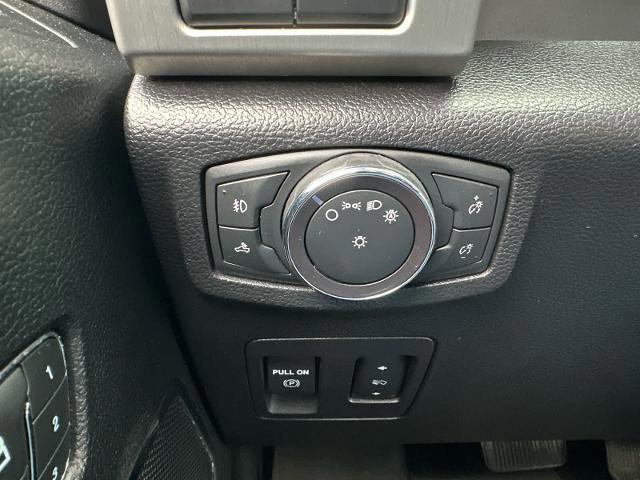 Certified 2018 Ford F150 Platinum w/ Equipment Group 701A Luxury image 26