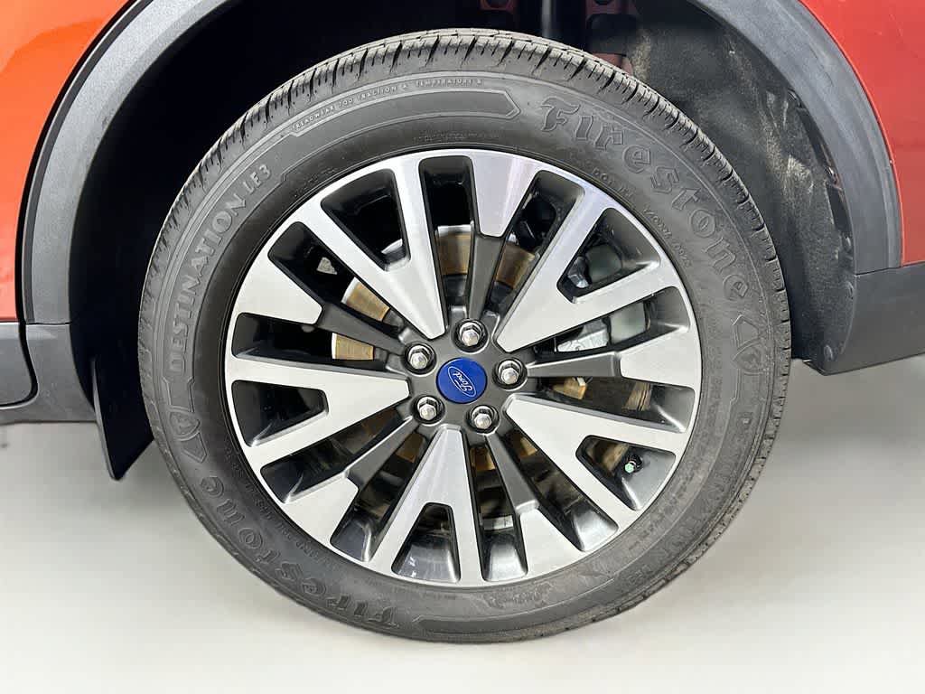 Certified 2020 Ford Escape Titanium AWD/4WD image 8