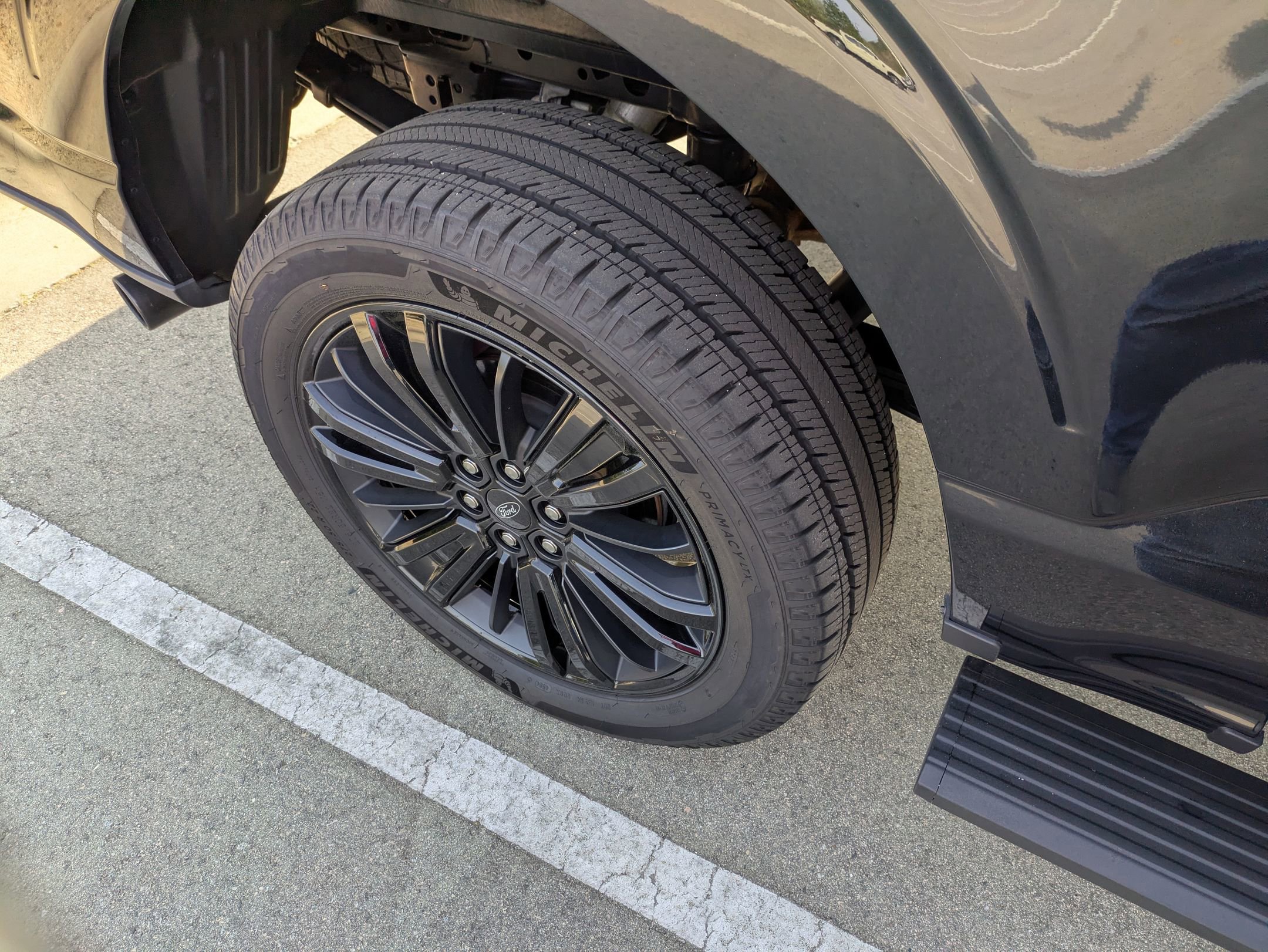 Certified 2025 Ford F150 Platinum w/ Equipment Group 702A High image 42