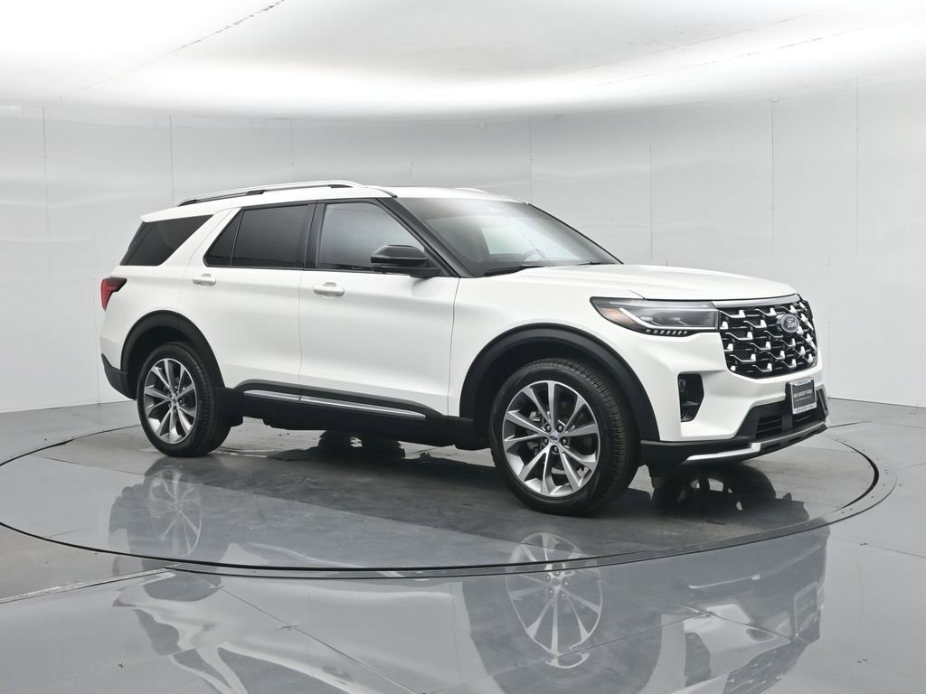 Certified 2025 Ford Explorer Platinum w/ Ultimate Package image 35