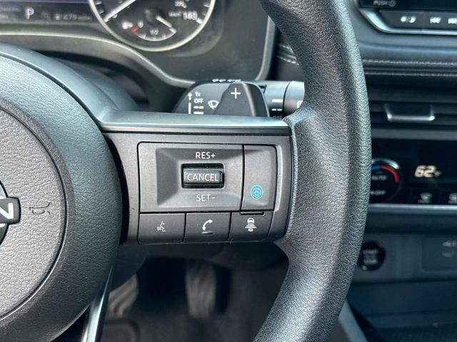 Used 2024 Nissan Rogue SV FWD image 27