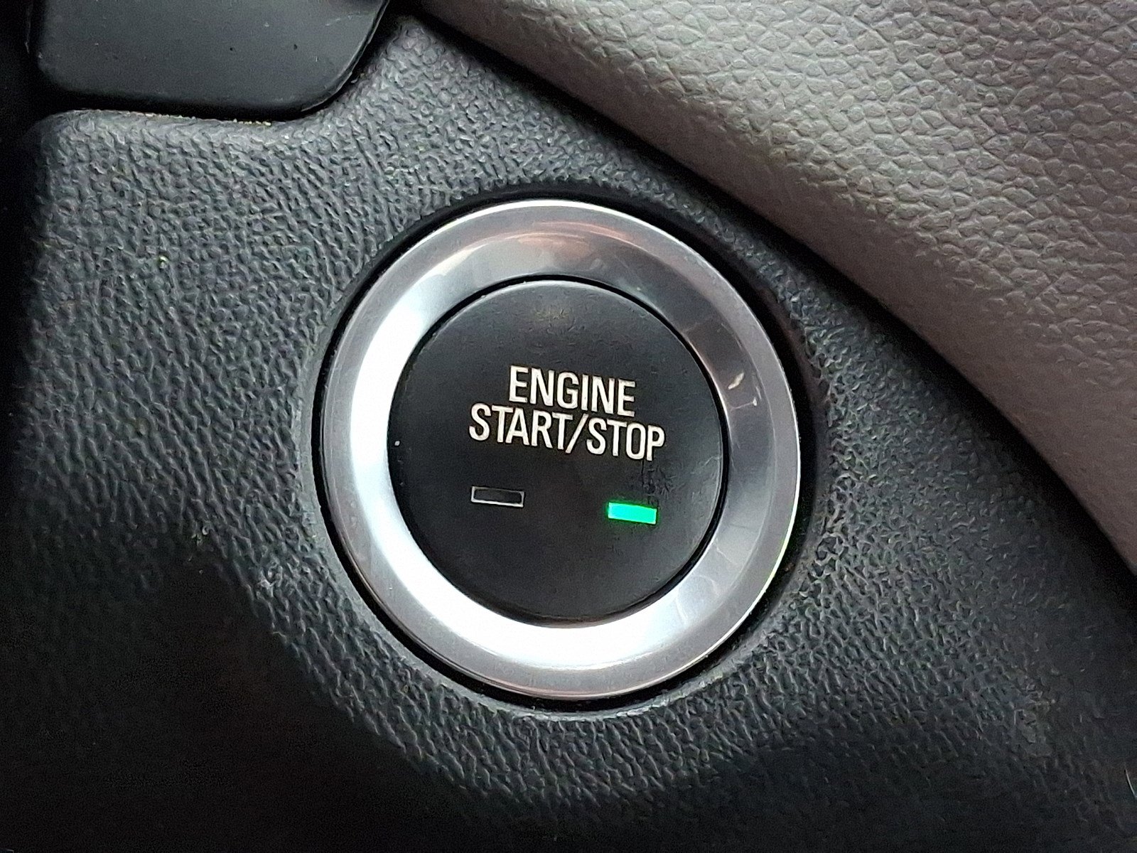 Used 2022 Chevrolet Equinox LS w/ LS Convenience Package image 21