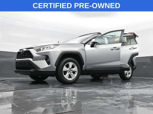 Used 2019 Toyota RAV4 XLE w/ All Weather Liner Package AWD/4WD image 31