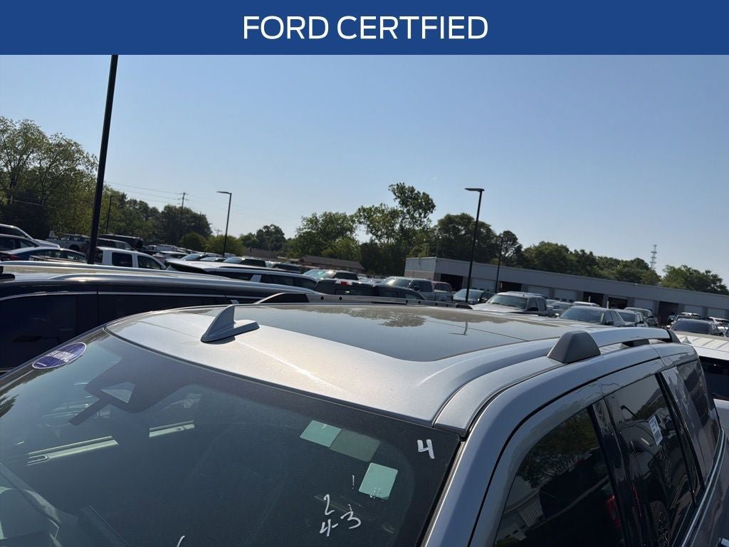 Certified 2024 Ford Expedition Limited RWD image 3