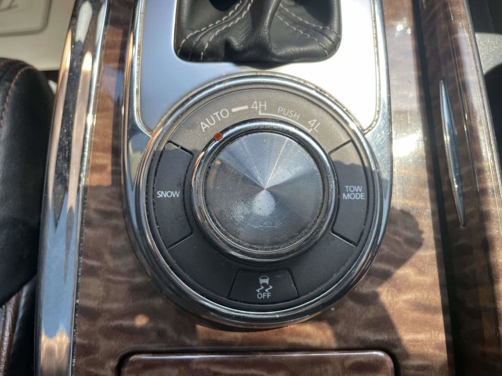Used 2020 Nissan Armada SL w/ Premium Package image 23