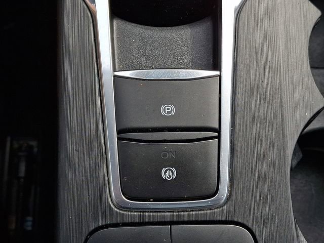 Certified 2020 Ford Escape Titanium w/ Titanium Premium Package 2.0 image 25