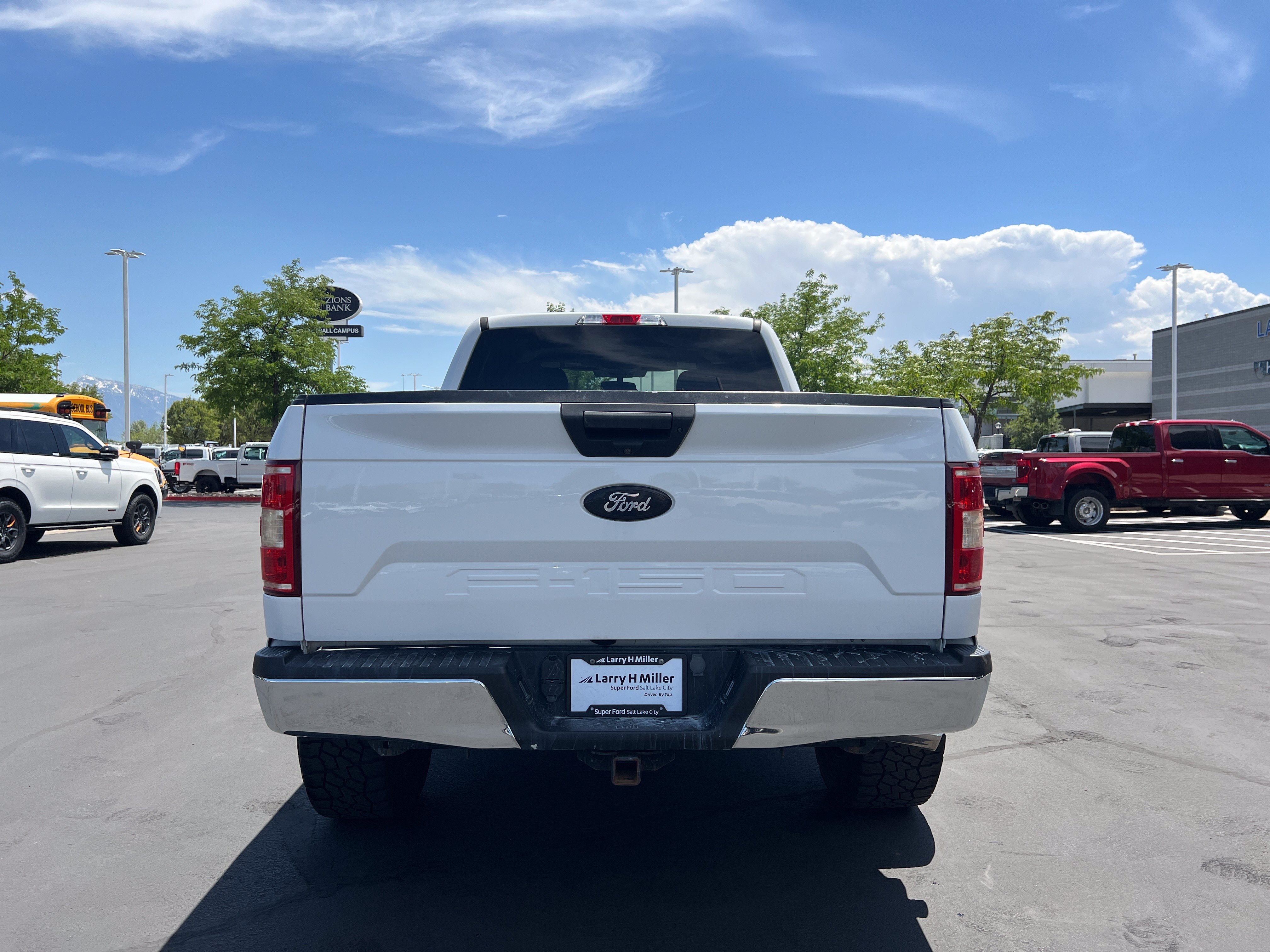 Certified 2019 Ford F150 XLT w/ Trailer Tow Package AWD/4WD image 4