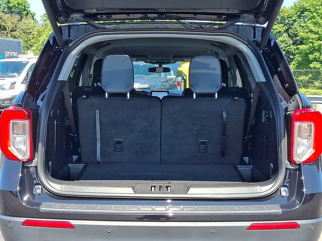 Certified 2023 Ford Explorer XLT w/ Equipment Group 202A AWD/4WD image 30