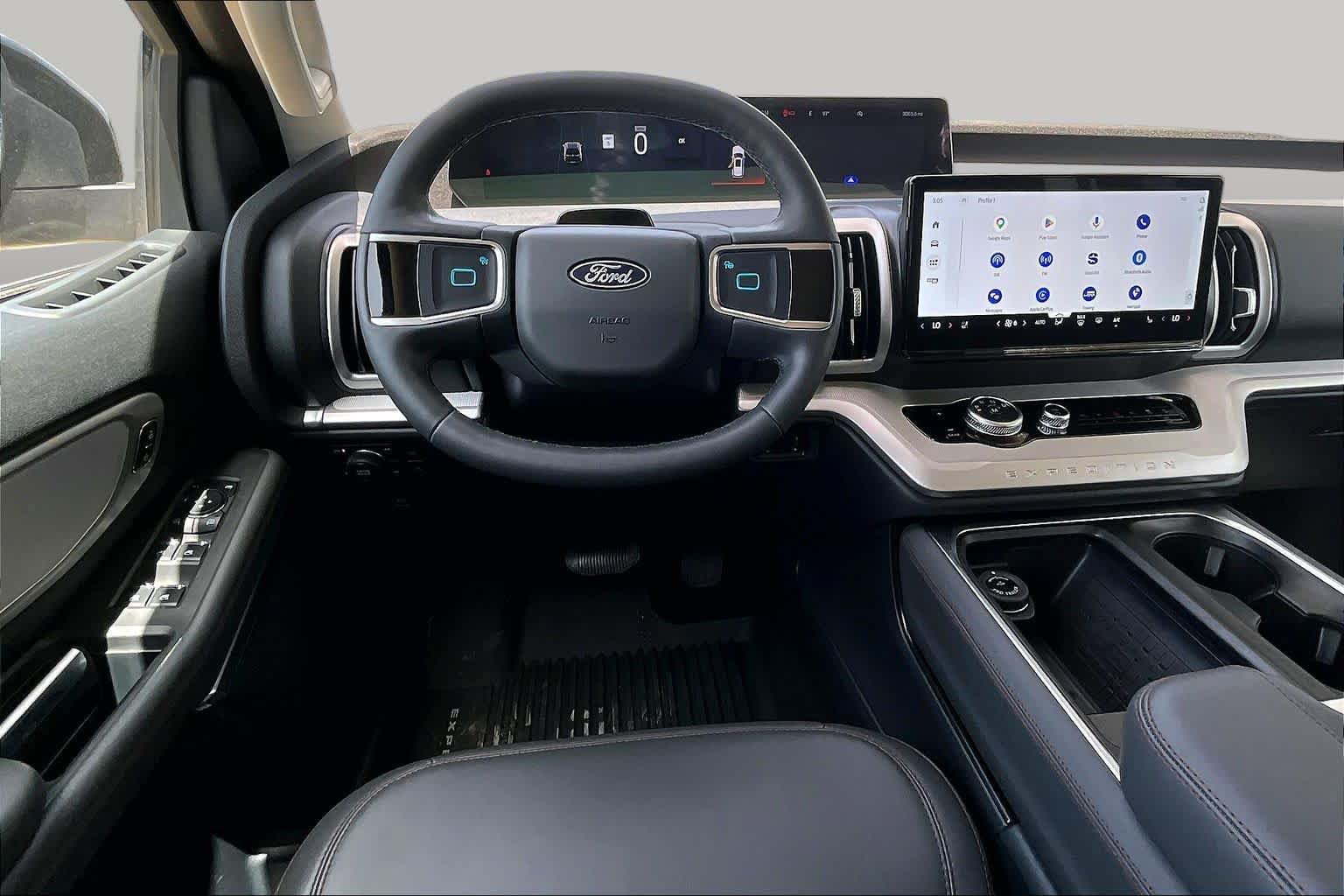 Certified 2025 Ford Expedition Active AWD/4WD image 8