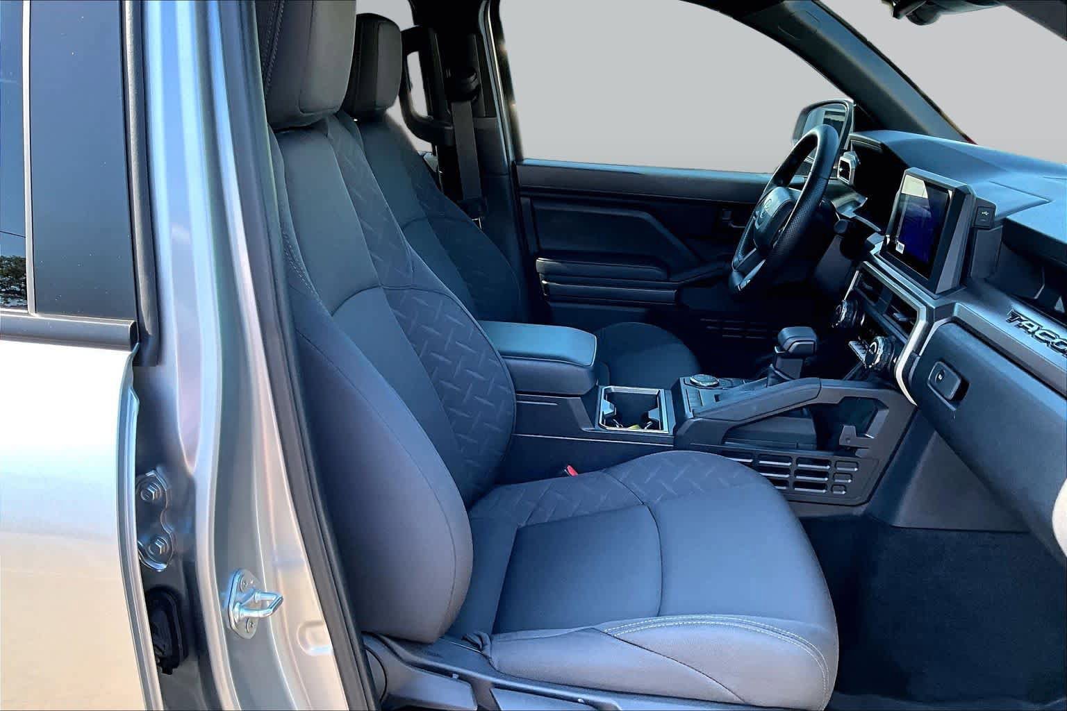 Used 2025 Toyota Tacoma SR5 RWD image 11
