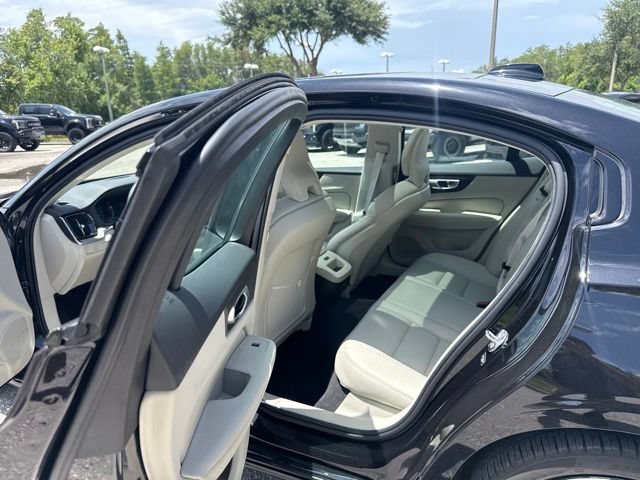Used 2024 Volvo S60 B5 Plus w/ Climate Package FWD image 15