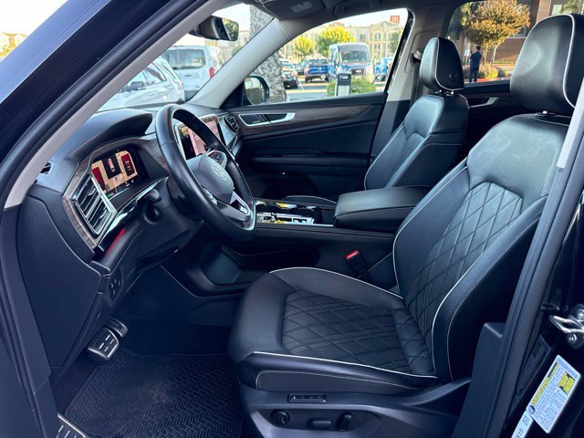 Used 2024 Volkswagen Atlas SEL Premium R-Line AWD/4WD image 19