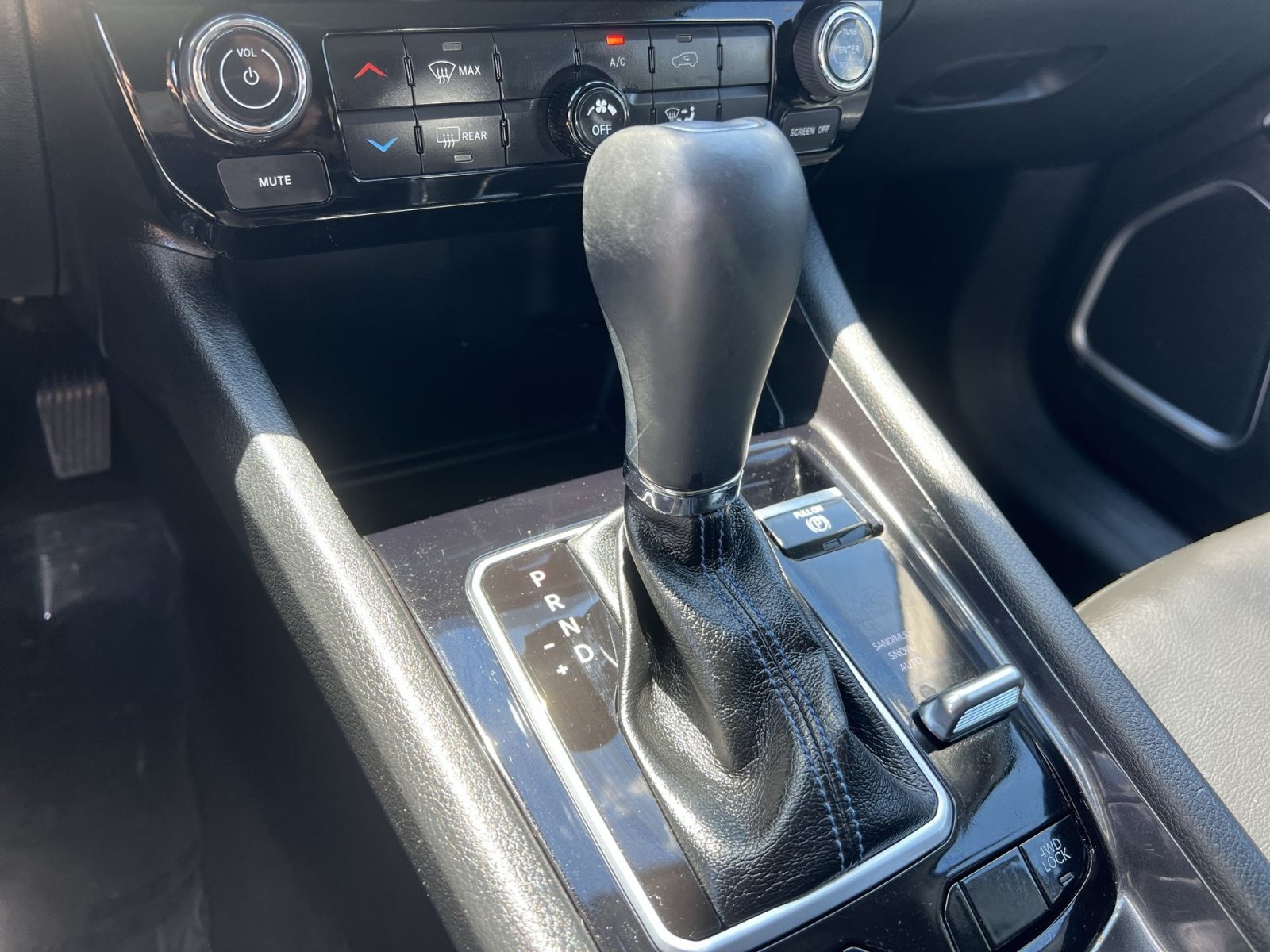 Used 2022 Jeep Compass Latitude AWD/4WD image 21