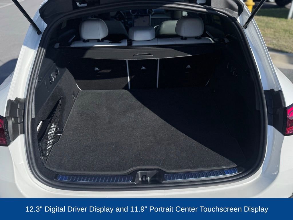 Used 2024 Mercedes-Benz GLC 300 image 7