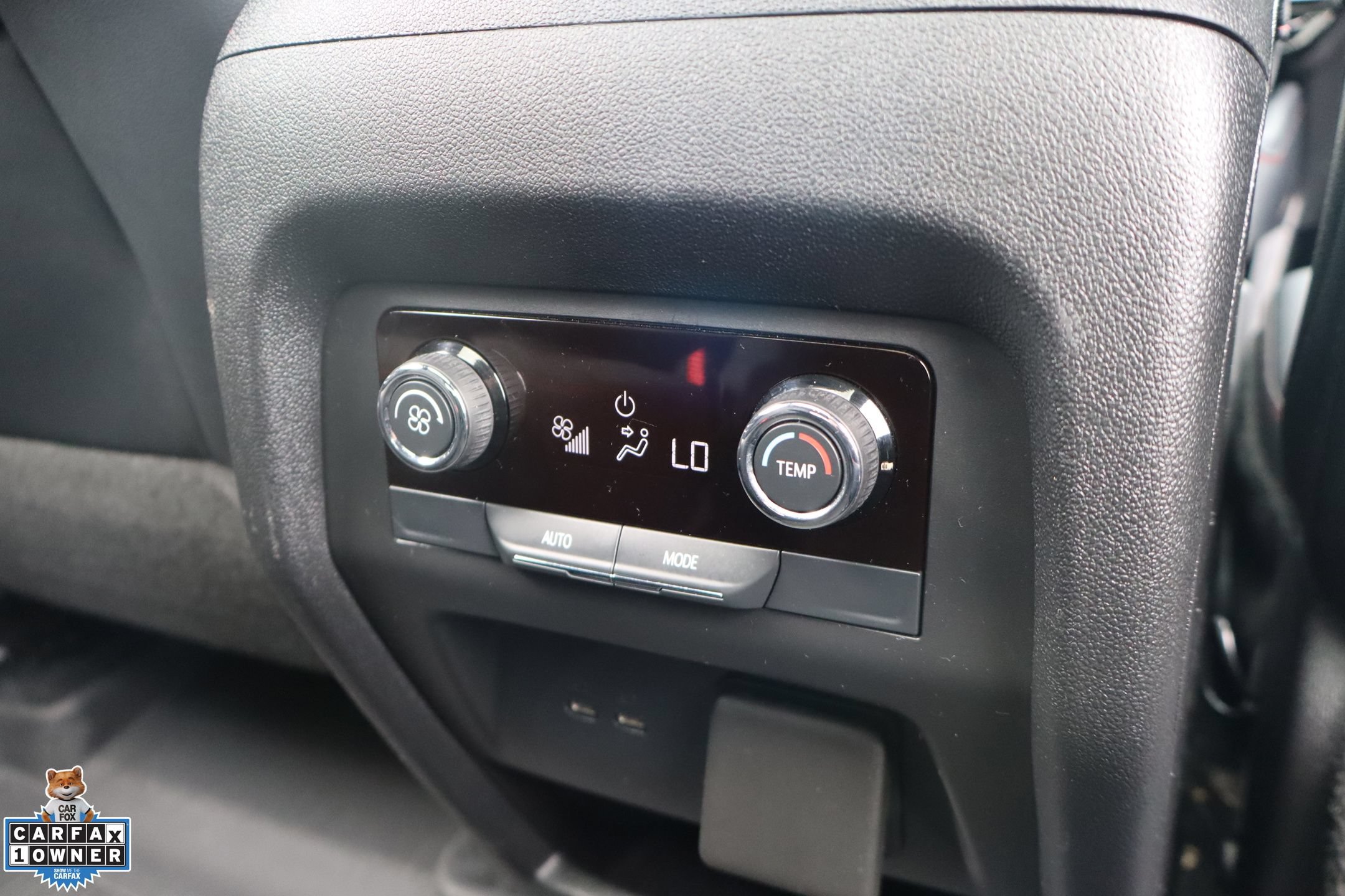 Used 2024 Chevrolet Traverse Z71 w/ Enhanced Driving Package AWD/4WD image 29