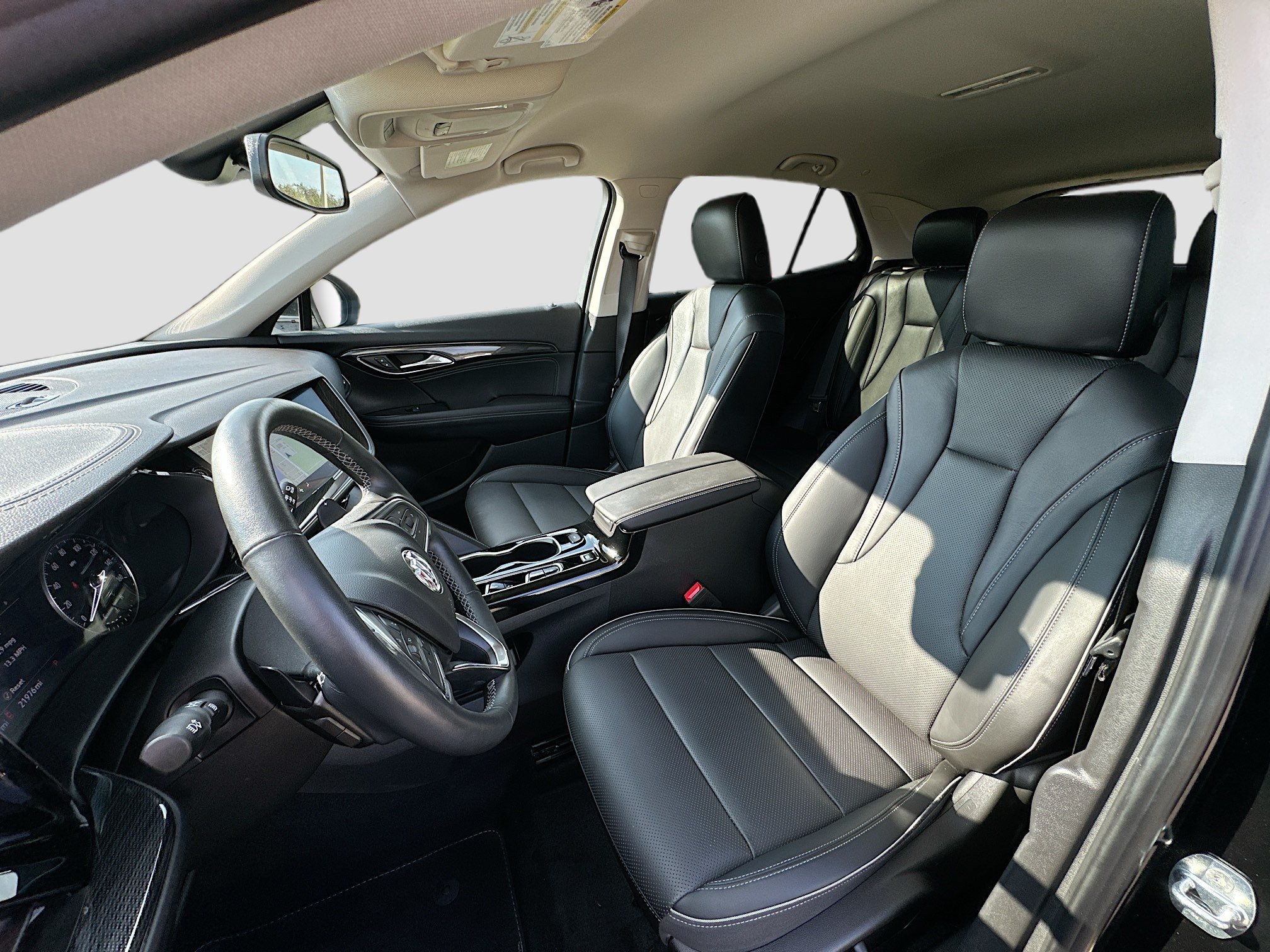 Used 2023 Buick Envision Essence FWD image 20