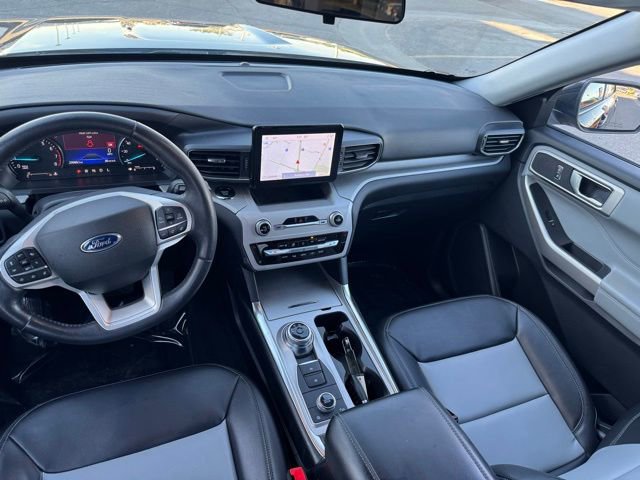 Certified 2023 Ford Explorer XLT w/ Equipment Group 202A AWD/4WD image 11