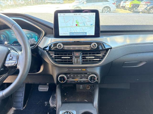 Certified 2022 Ford Escape Titanium image 22